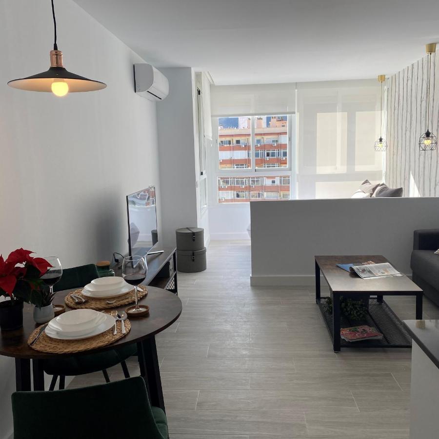 Carmen'S Cozy Apartment 托雷莫利诺斯 外观 照片