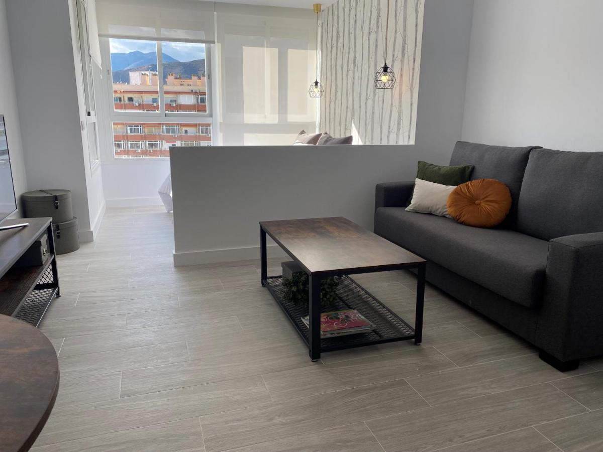 Carmen'S Cozy Apartment 托雷莫利诺斯 外观 照片