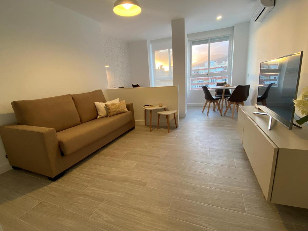 Carmen'S Cozy Apartment 托雷莫利诺斯 外观 照片